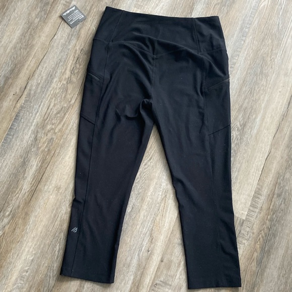 Eddie Bauer Hiking Leggings - Picture 7 of 8